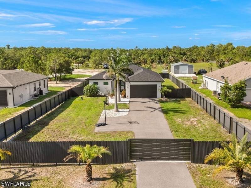 3 bedroom SingleFamilyResidence at 2552 70th Ave NE, Golden Gate Estates, Naples — photo 4