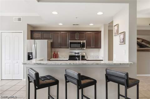 8251 Pathfinder Loop 633, Fort Myers FL - photo 9 of 27