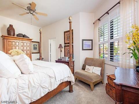 160 Vintage Cir 202, Naples FL - photo 12 of 15