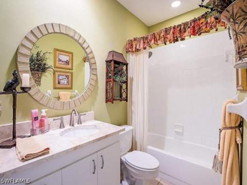 160 Vintage Cir 202, Naples FL - photo 15 of 15