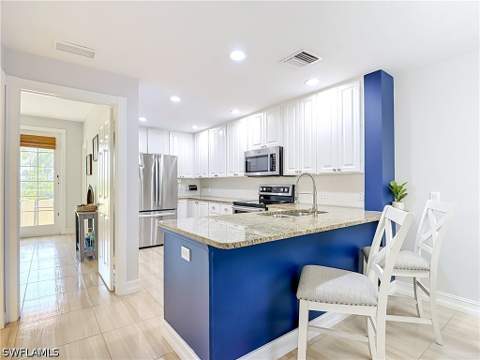 28524 Alessandria Cir, Bonita Springs FL - photo 12 of 43