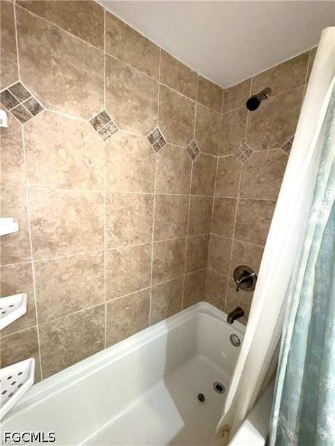 4906 Victoria Dr 108, Cape Coral FL - photo 6 of 13