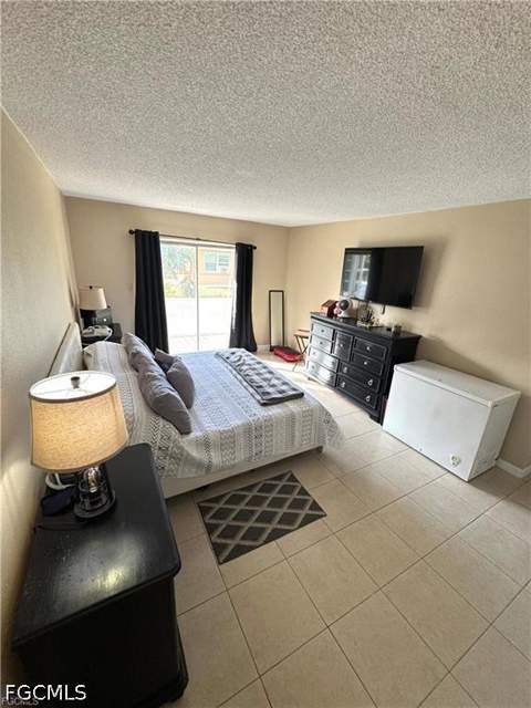 4906 Victoria Dr 108, Cape Coral FL - photo 9 of 13