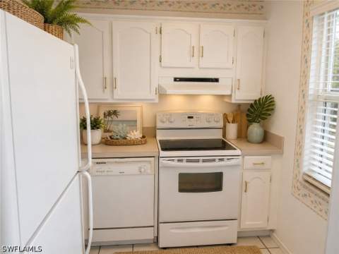 1624 Pine Valley Dr 217, Fort Myers FL - photo 13 of 23