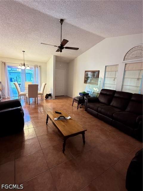 126 Oakside St, Lehigh Acres FL - photo 6 of 32