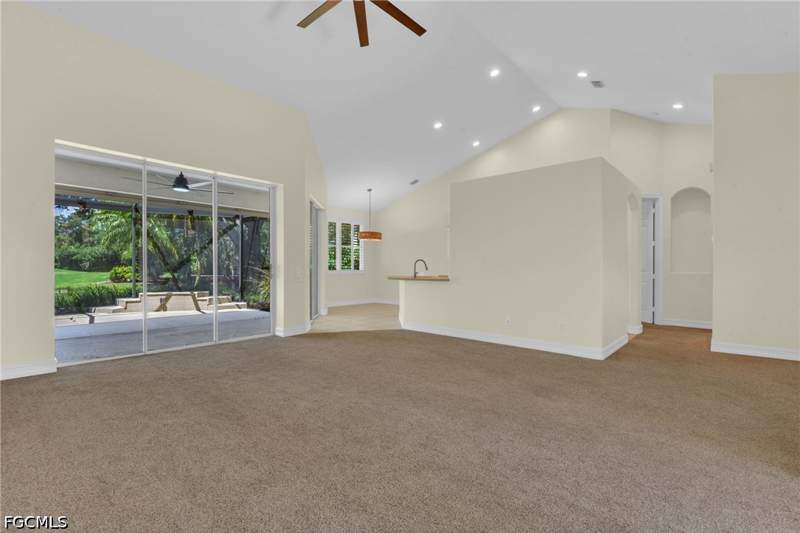 3 bedroom SingleFamilyResidence at 11176 Callaway Greens Dr, Callaway Greens, Fort Myers — photo 2