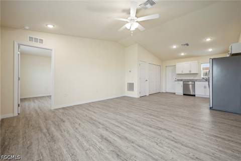 9026 Maywood Cir, Labelle FL - photo 9 of 29