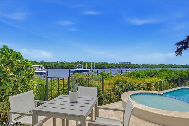4 bedroom SingleFamilyResidence at 185 15th St S, Mangrove Bay, Naples — photo 2
