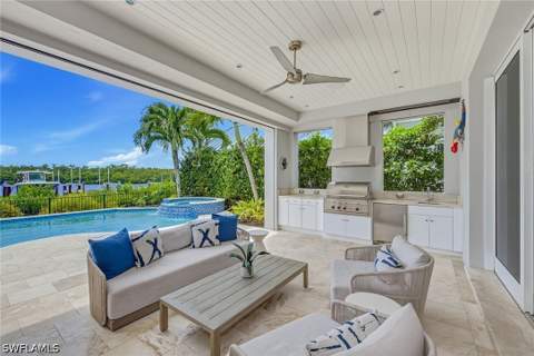 185 15th St S, Naples FL - photo 7 of 27