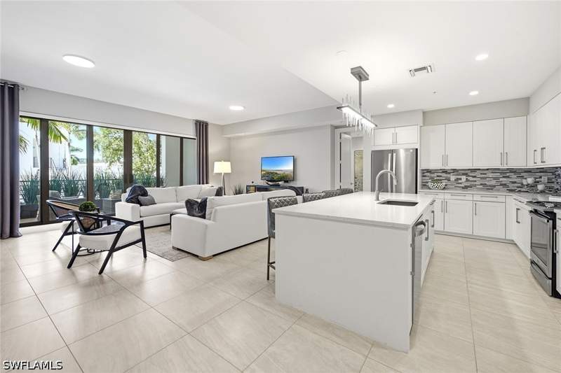 2 bedroom Condominium at 1111 Central Ave 205, Eleven Eleven Central, Naples — photo 3