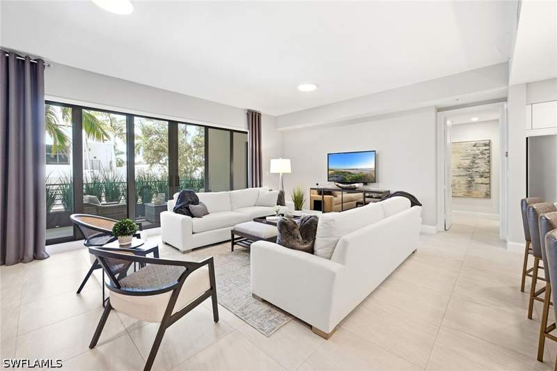 2 bedroom Condominium at 1111 Central Ave 205, Eleven Eleven Central, Naples — photo 4