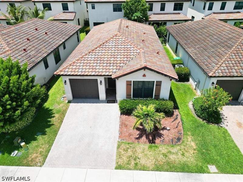 3 bedroom SingleFamilyResidence at 5542 Useppa Dr, Coquina, Ave Maria — photo 2
