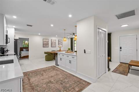 14725 Kimberly Ln, Fort Myers FL - photo 7 of 42