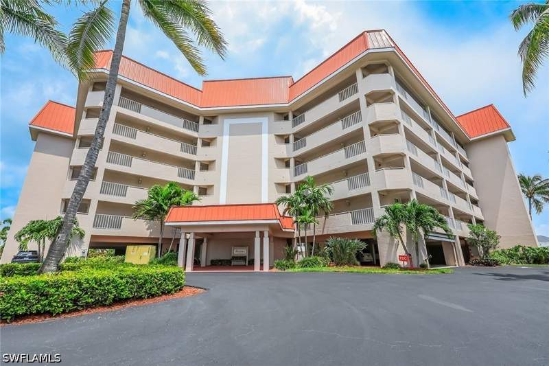 2 bedroom Condominium at 270 N Collier Blvd 205, Sussex On The Bay, Marco Island — photo 4