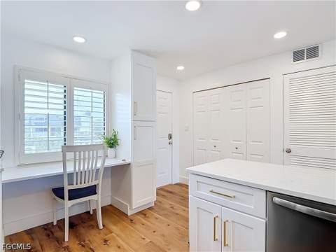 979 E Gulf Dr D433, Sanibel FL - photo 9 of 46