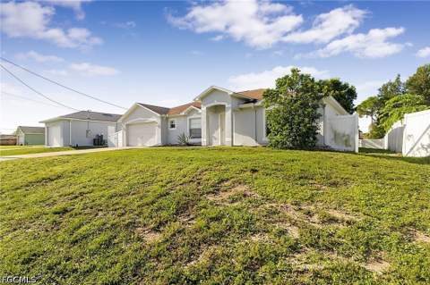 4205 11th St W, Lehigh Acres FL - photo 6 of 43