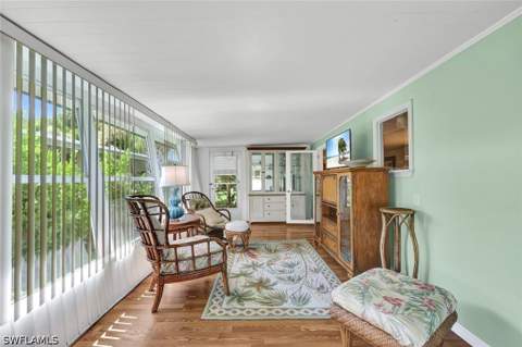 522 Menton Ln, Naples FL - photo 17 of 25