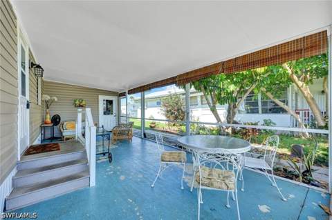 522 Menton Ln, Naples FL - photo 18 of 25