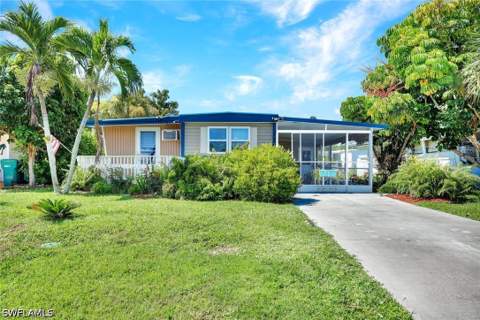 522 Menton Ln, Naples FL - photo 21 of 25