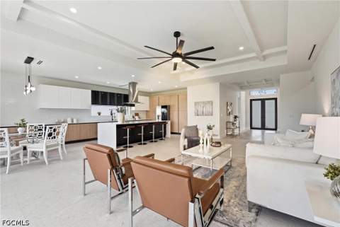 325 NE 15th Ter, Cape Coral FL - photo 11 of 39