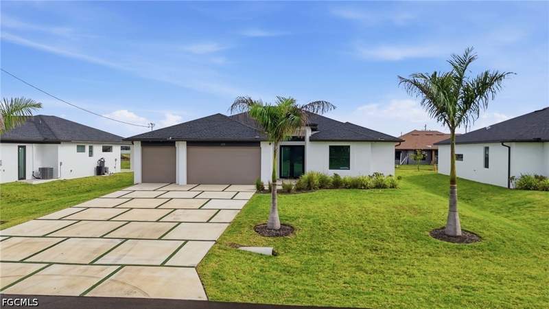 3 bedroom SingleFamilyResidence at 325 NE 15th Ter, Cape Coral, Cape Coral — photo 2