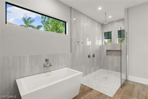 1857 Apataki Ct, Marco Island FL - photo 17 of 47