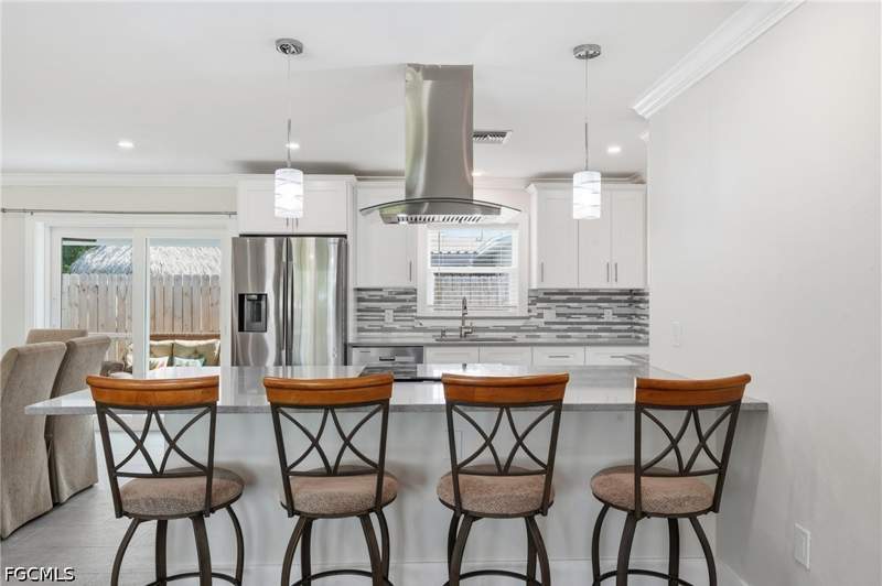 3 bedroom SingleFamilyResidence at 345 Donora Blvd, Shell Mound Park, Fort Myers Beach — photo 5