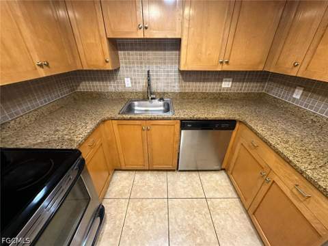 1830 Maravilla Ave 413, Fort Myers FL - photo 8 of 16