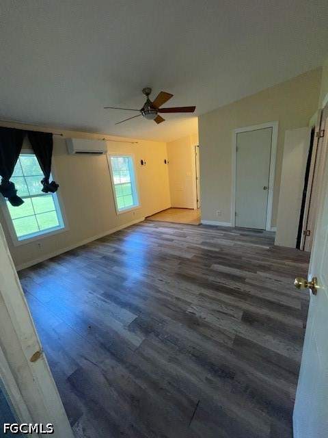 5460 Jackson Rd, Fort Myers FL - photo 12 of 32