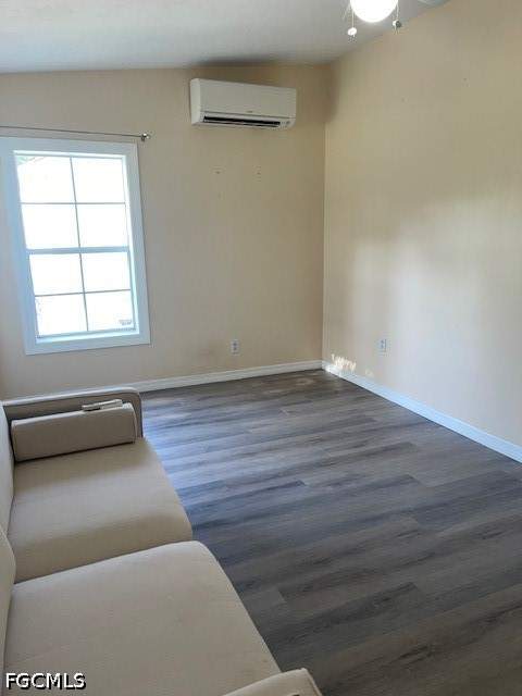 5460 Jackson Rd, Fort Myers FL - photo 22 of 32