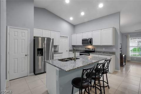 2627 SW 4th Ter, Cape Coral FL - photo 8 of 47