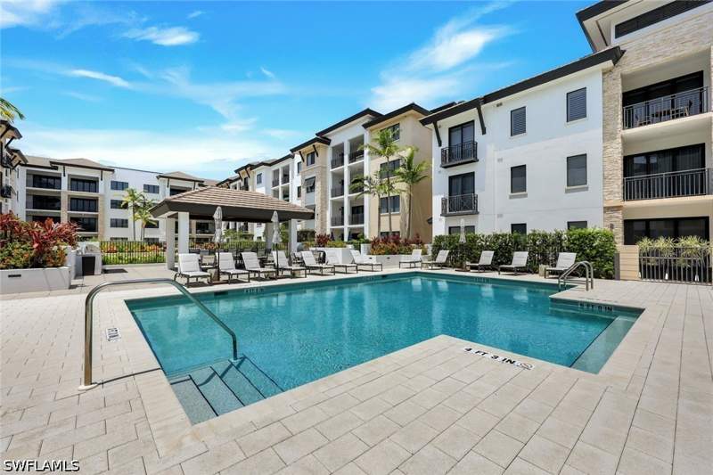 2 bedroom Condominium at 1135 3rd Ave S 303, Naples Square, Naples — photo 4