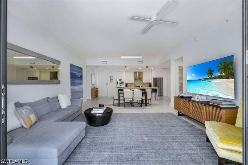 2 bedroom Condominium at 1135 3rd Ave S 303, Naples Square, Naples — photo 5