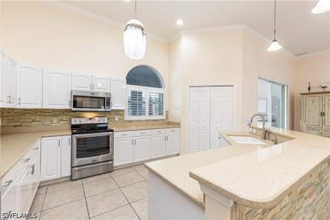 12288 Casals Ln, Bonita Springs FL - photo 8 of 30