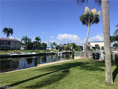 1339 SE 46th Ln 8, Cape Coral FL - photo 24 of 28