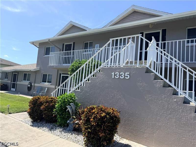 2 bedroom Condominium at 1339 SE 46th Ln 8, Lady Dolphin Condo, Cape Coral — photo 3