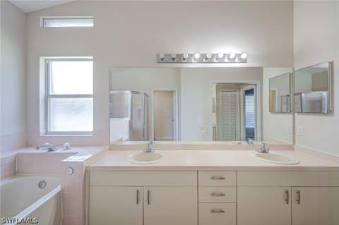 6630 Middlesex Pl, Naples FL - photo 13 of 30