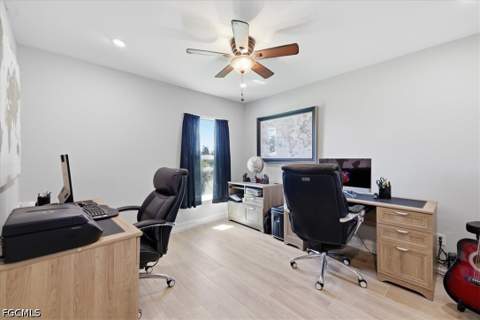 2107 NE 19th Pl, Cape Coral FL - photo 10 of 39