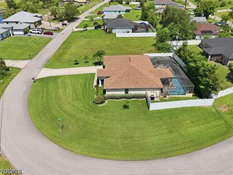2107 NE 19th Pl, Cape Coral FL - photo 17 of 39
