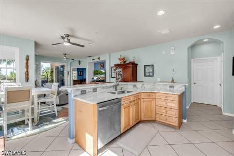 20061 Sanibel View Cir 101, Fort Myers FL - photo 8 of 49