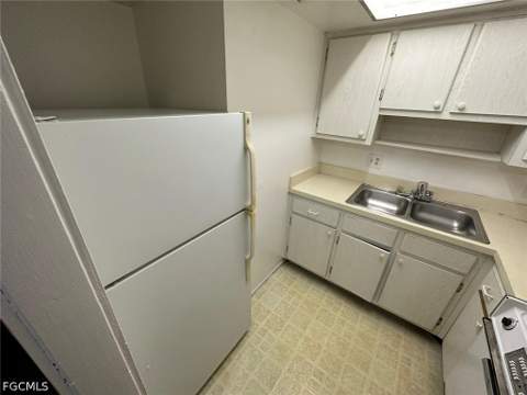1830 Maravilla Ave 314, Fort Myers FL - photo 7 of 18
