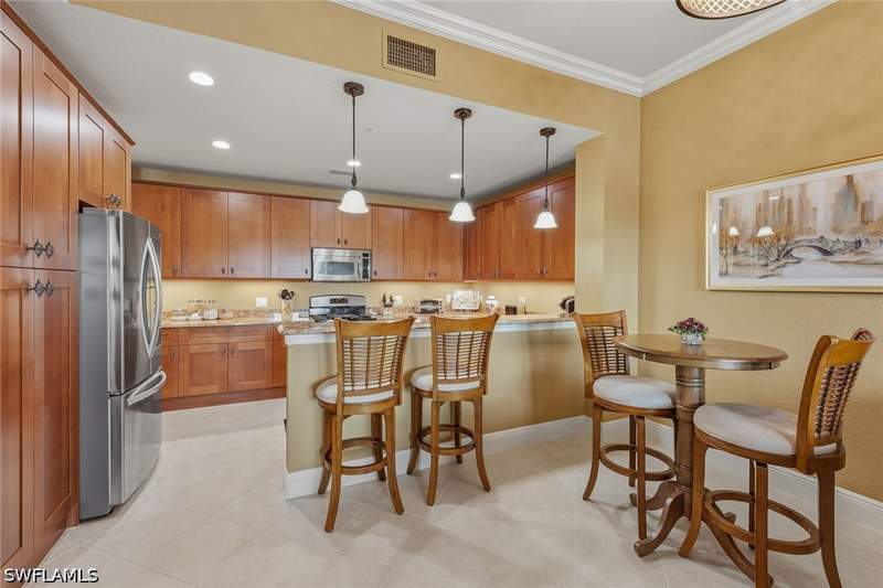 3 bedroom Condominium at 9233 Museo Cir 103, Varenna, Naples — photo 5