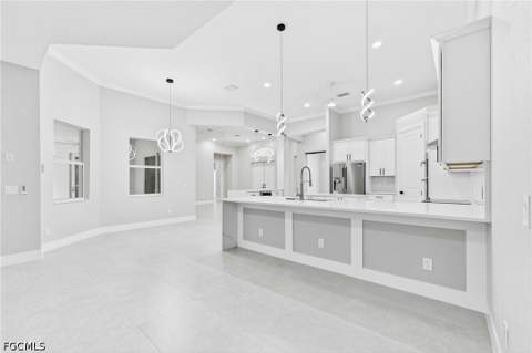 1817 Lagoon Ln, Cape Coral FL - photo 17 of 50