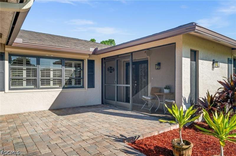 3 bedroom SingleFamilyResidence at 4165 Prestwick Ct, Lochmoor, North Fort Myers — photo 4