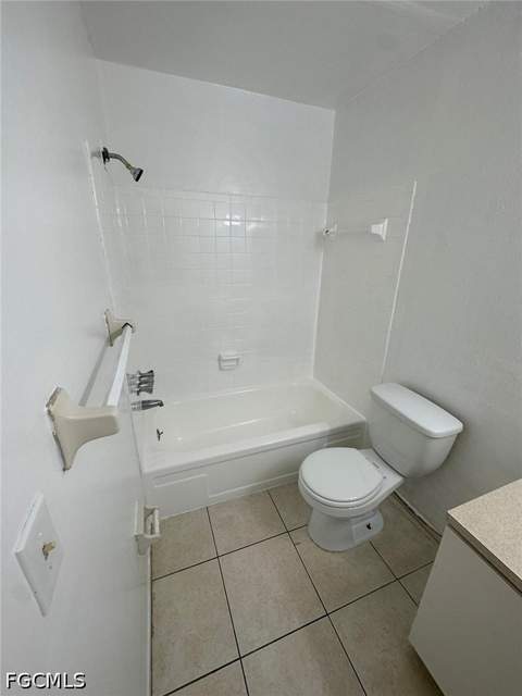 1830 Maravilla Ave 210, Fort Myers FL - photo 20 of 26