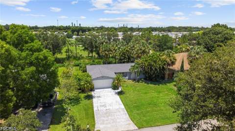 1583 Sunkist Way, Fort Myers FL - photo 16 of 22