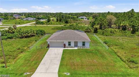 811 Coffield Ave, Lehigh Acres FL - photo 7 of 48