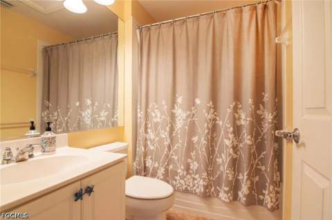 2436 Woodbourne Pl, Cape Coral FL - photo 18 of 42