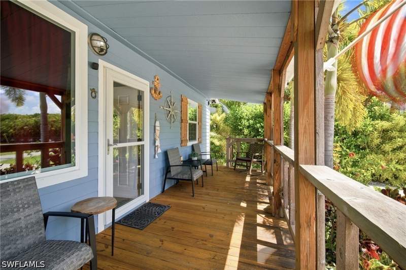 3 bedroom SingleFamilyResidence at 253 Worley St, Chokoloskee, Chokoloskee — photo 2