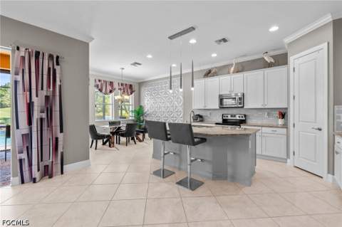 10396 Materita Dr, Fort Myers FL - photo 6 of 33